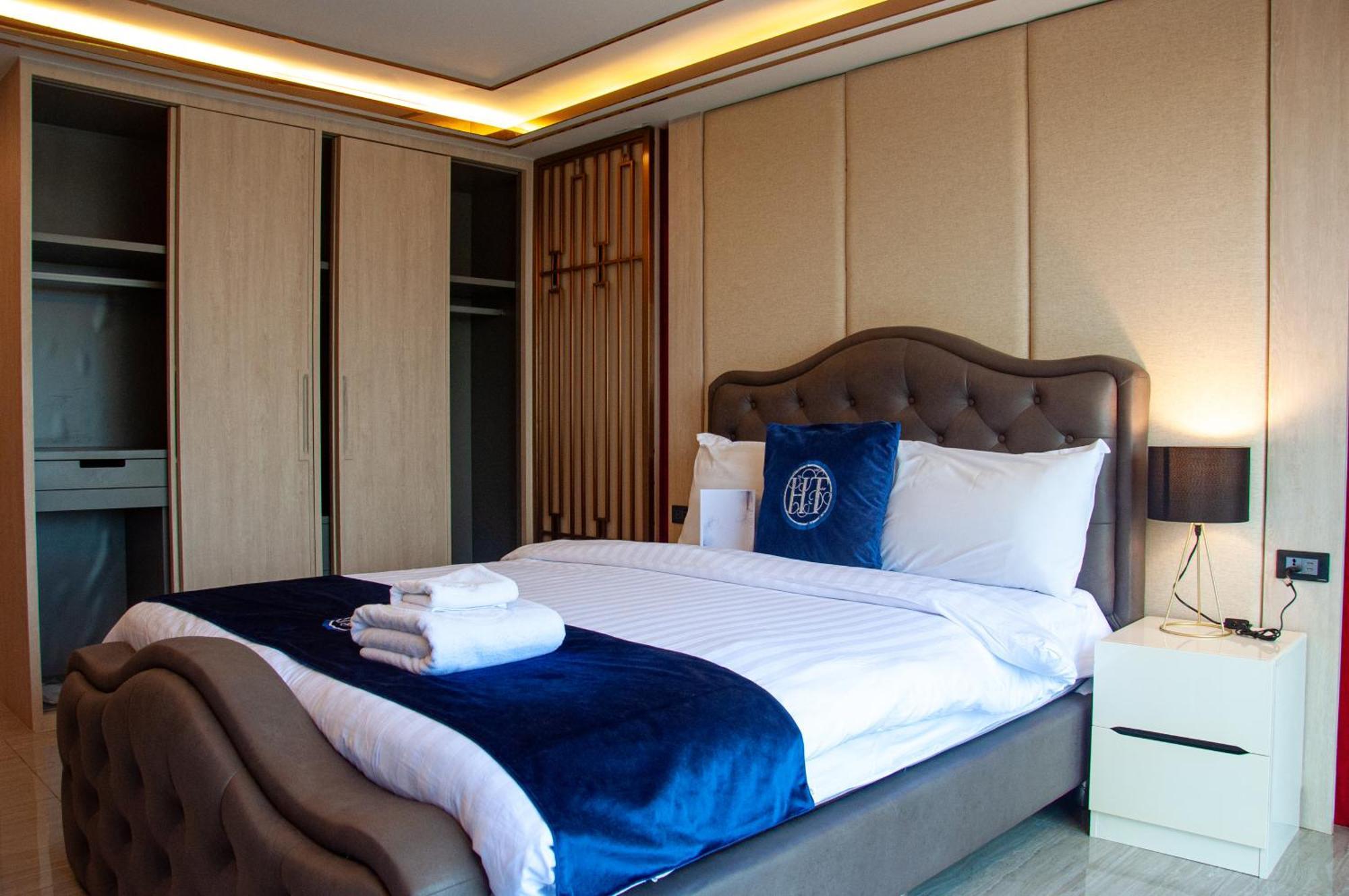 Ht9 Hotel Jomtien Beach Exterior photo